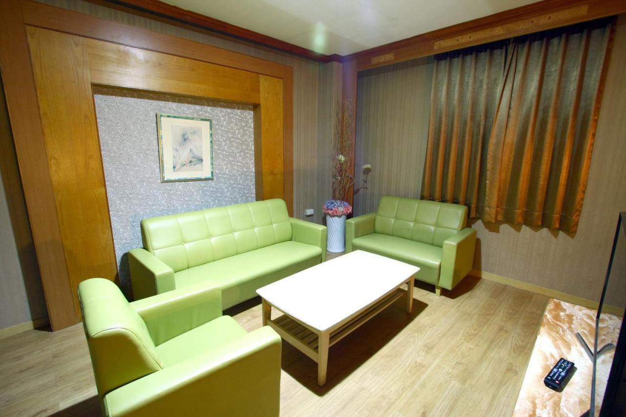 Wen Mei Motel Nantou Exterior foto
