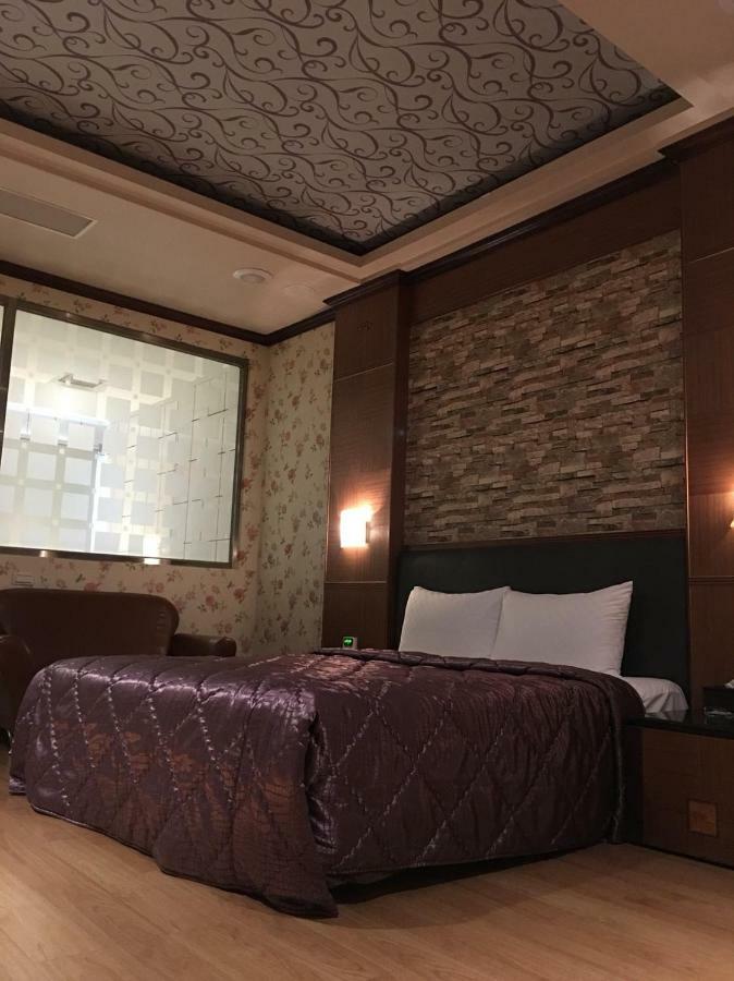 Wen Mei Motel Nantou Exterior foto